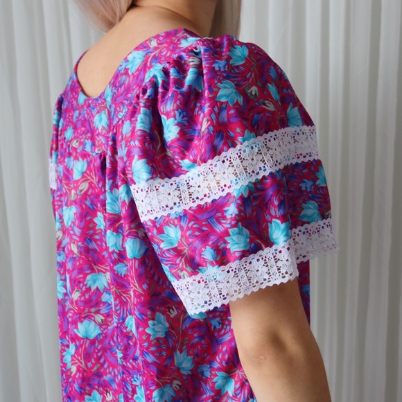 60’s / 70’s Maxi Whimsical Lounge Dress - Picture 3 of 8